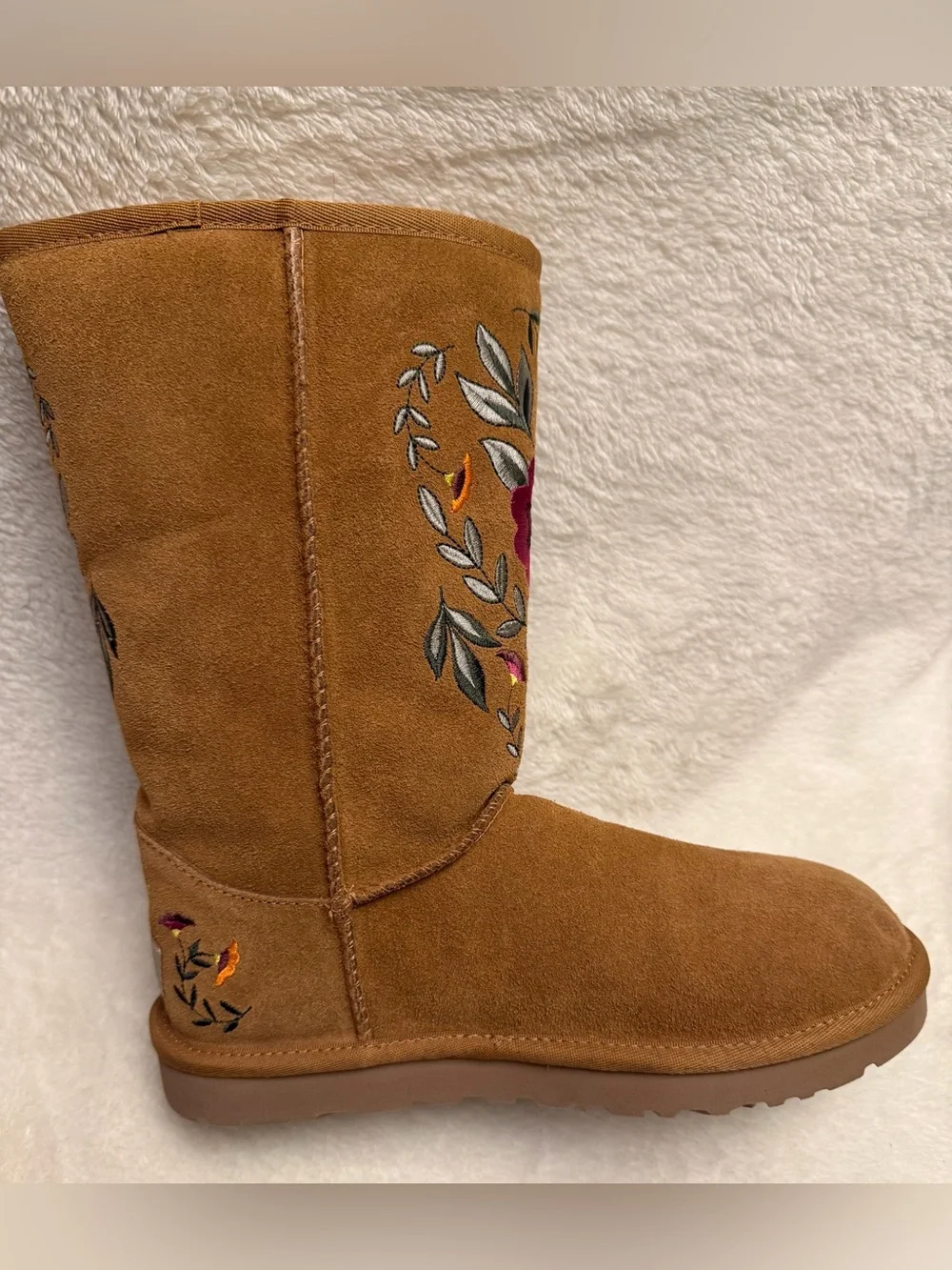 UGG Australia Juliette Chestnut Suede Floral Embroidered Boots Women's 7